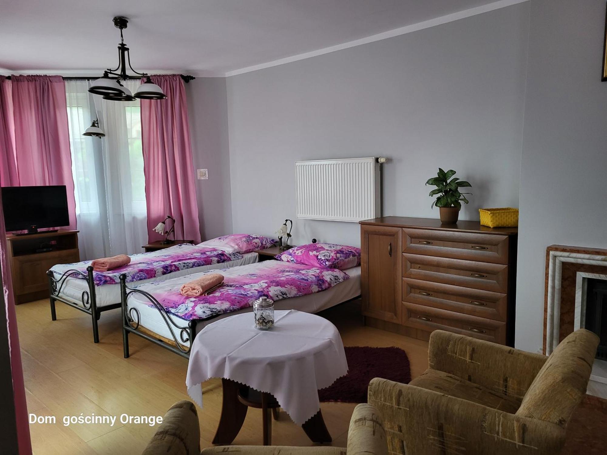 Dom Goscinny Orange Wysowa-Zdrój Quarto foto