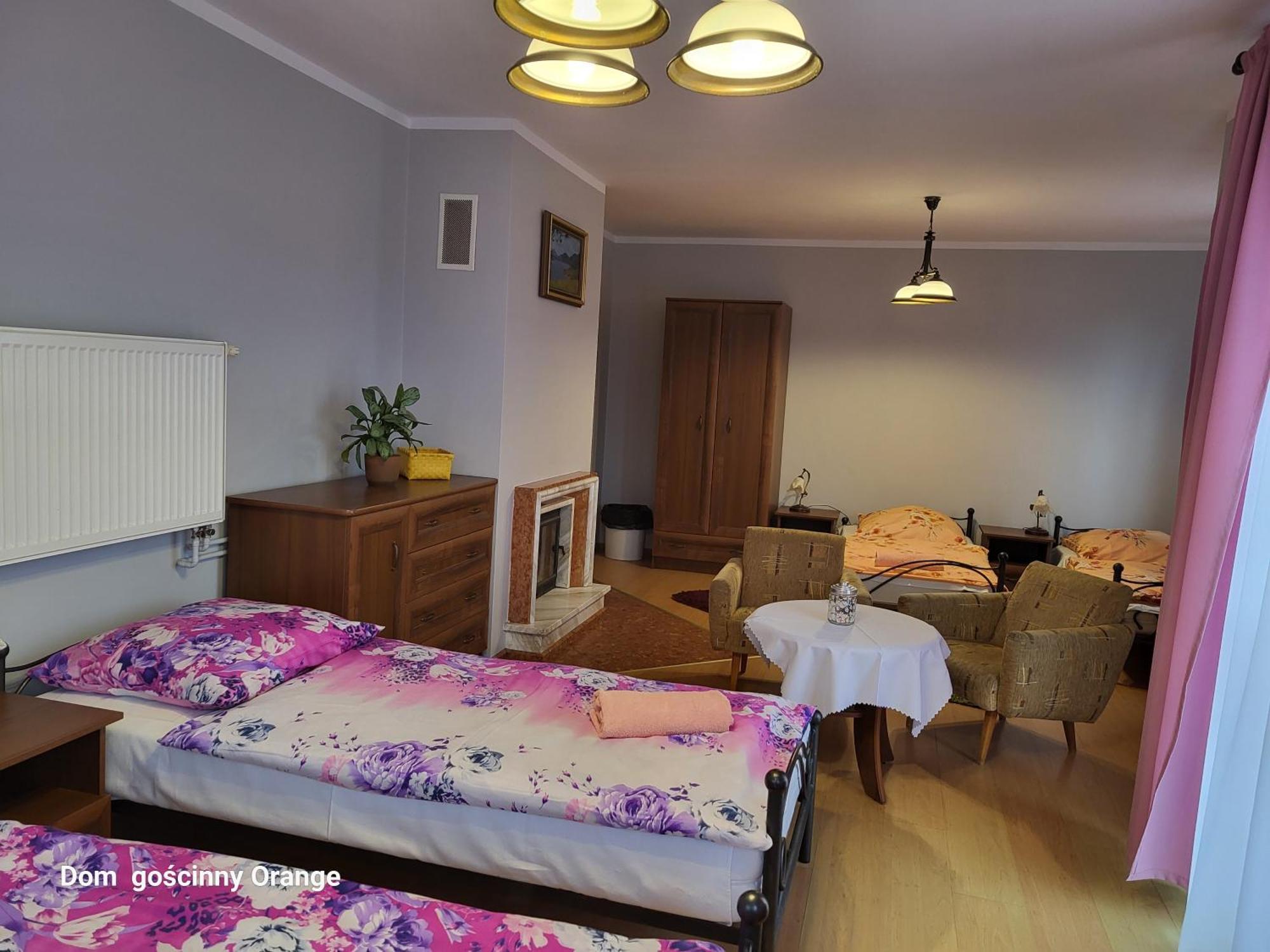 Dom Goscinny Orange Wysowa-Zdrój Quarto foto